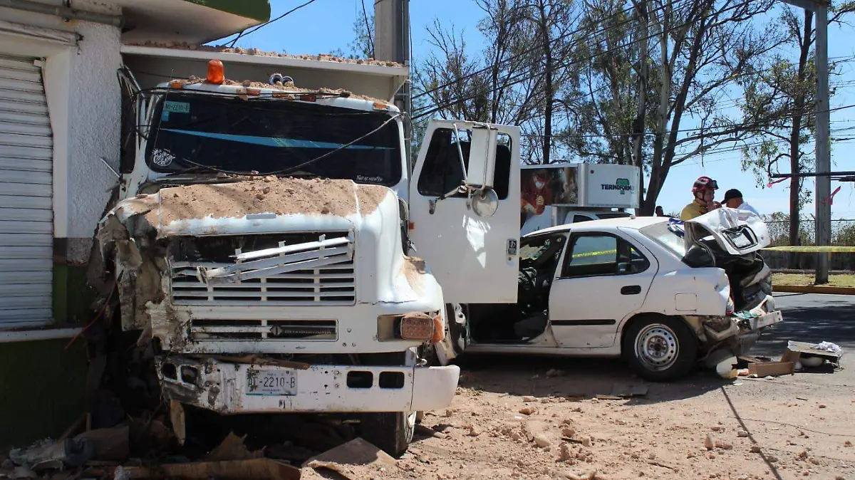 ACCIDENTES VIALES (4)